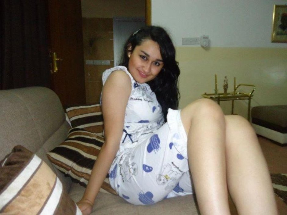 Arab girls amateur