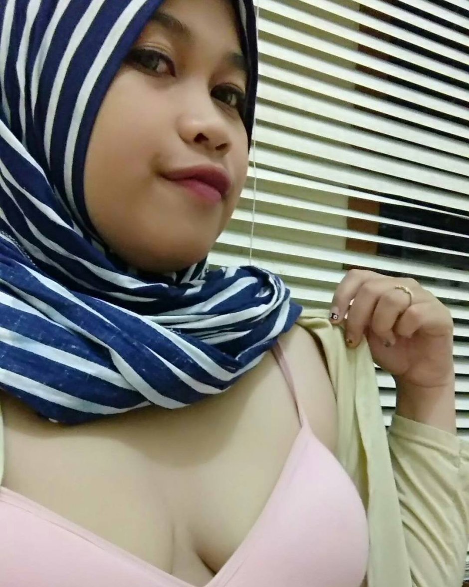 JilBoobs R1