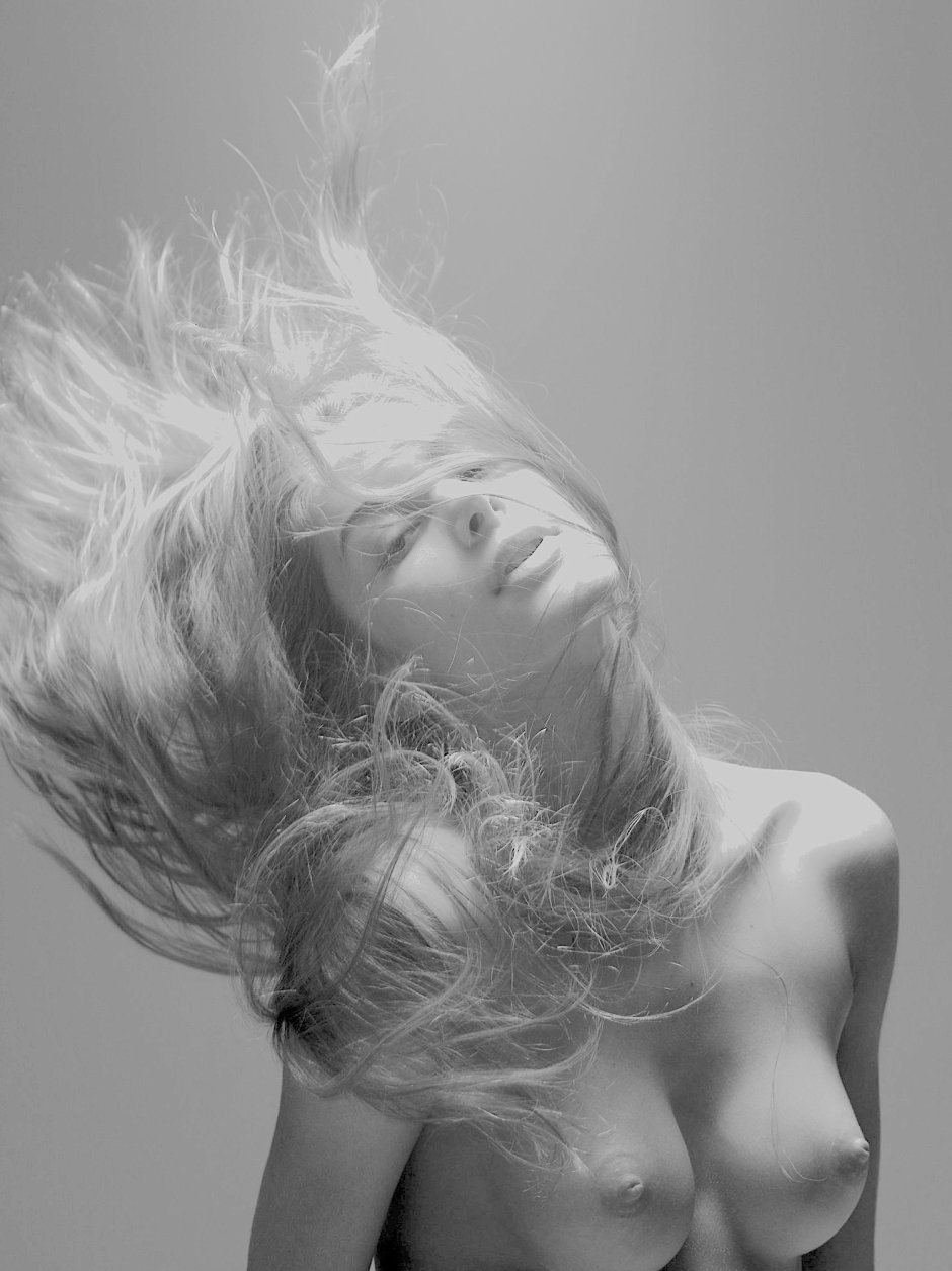 Brooklyn Decker Chuck Series