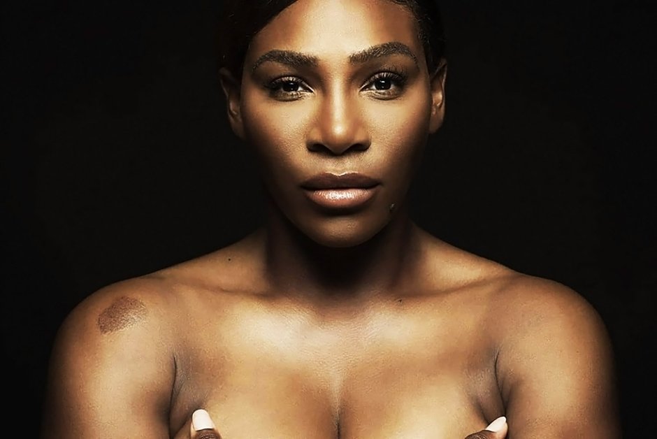 Serena and Vinus Williams on the beach