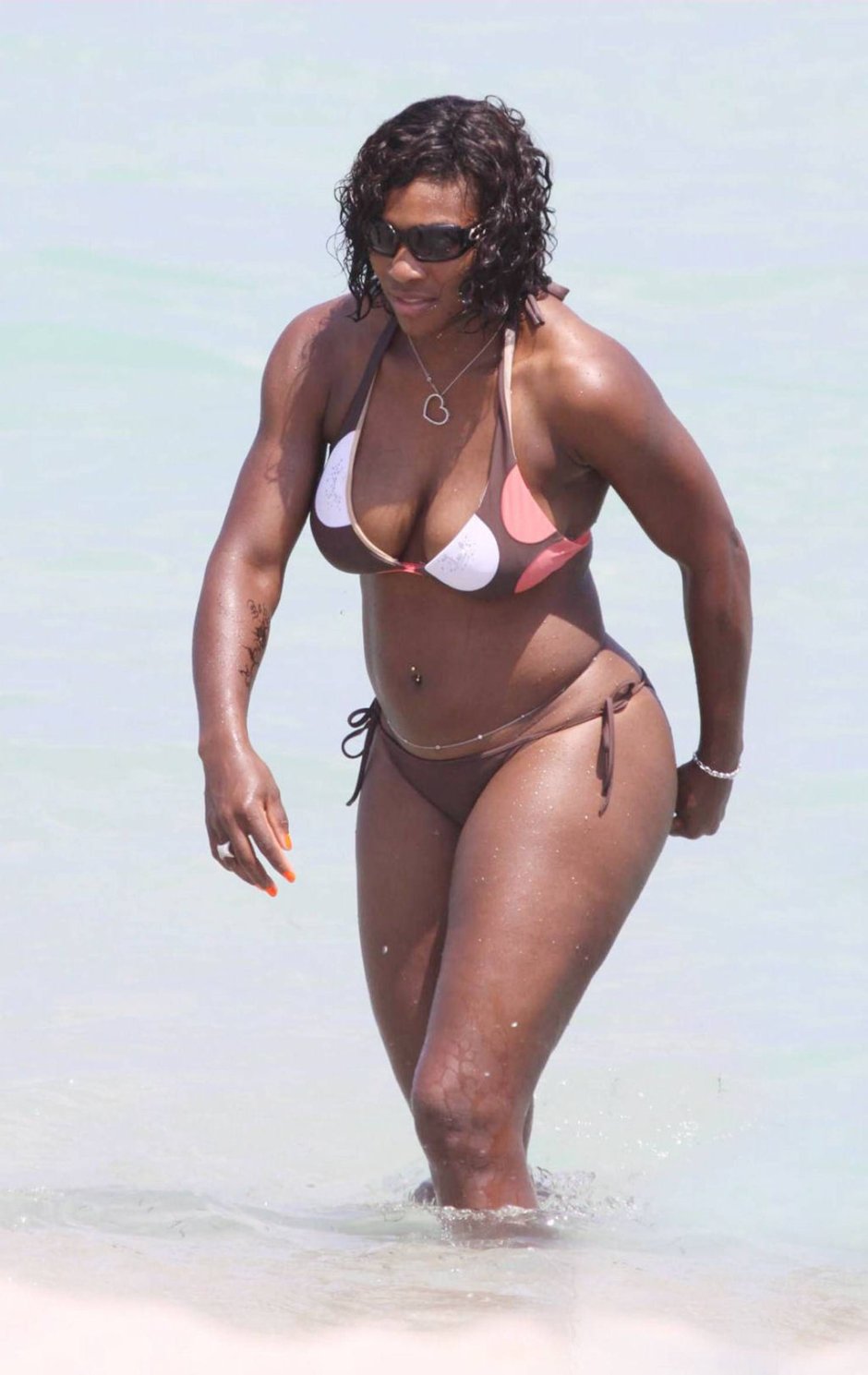 Serena Williams and Husband rest