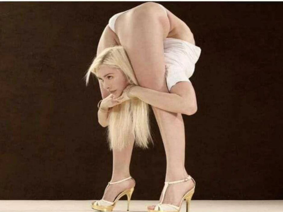 The most flexible girl in the world Julia Guntel