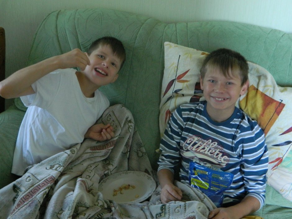 Azov movies about boys
