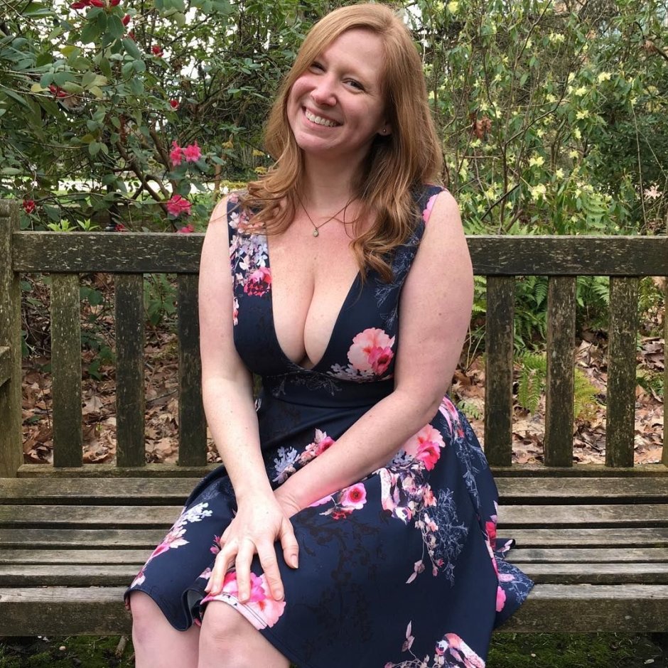 Maitland Ward red