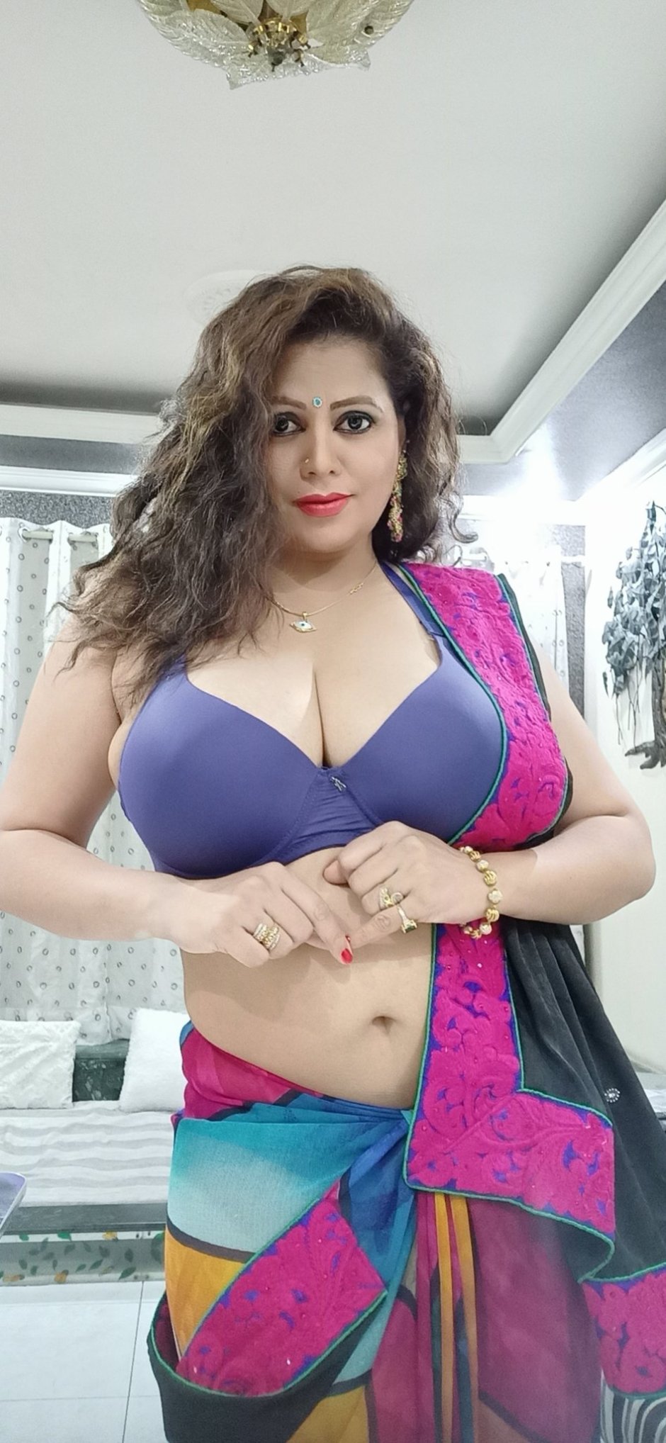 Sapna Choudhary Navel
