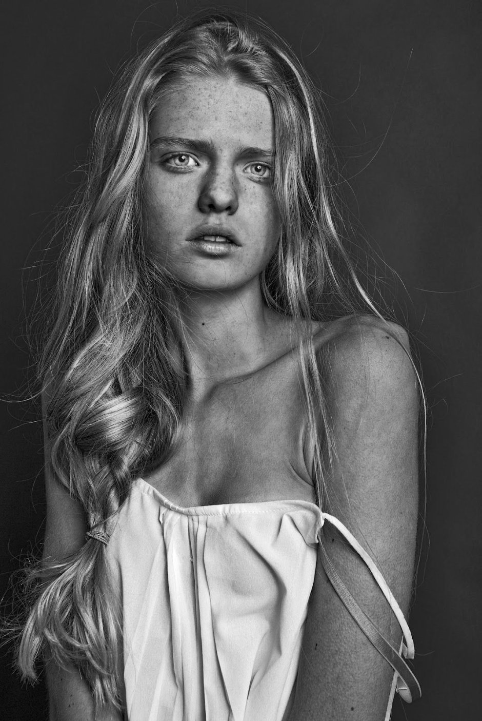 Marie Claire Greece Cracling Crane
