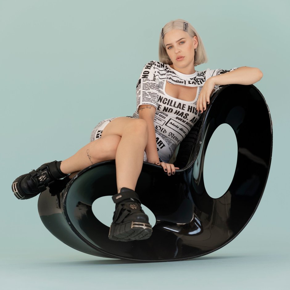 Anne Marie concert