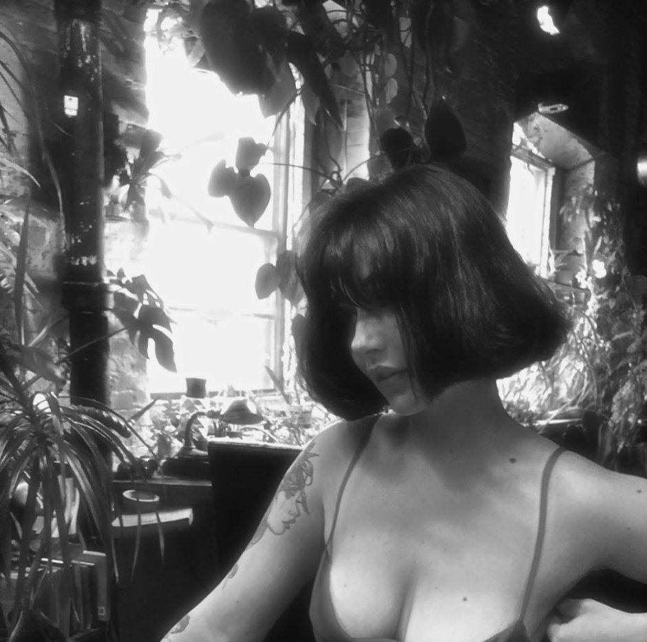 Michelle Dokery breasts