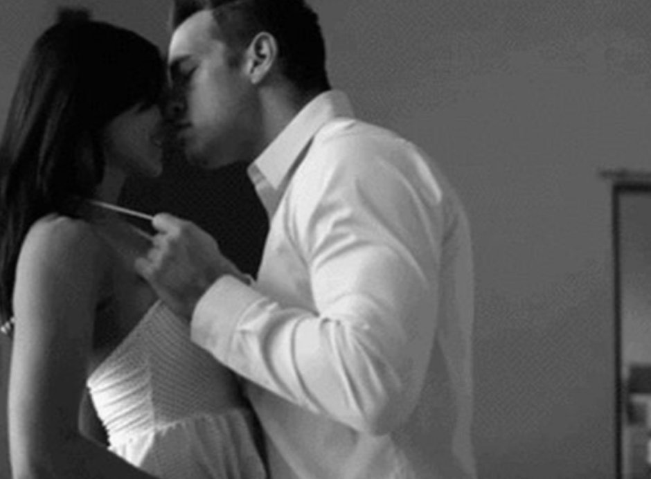 Passionate gifs