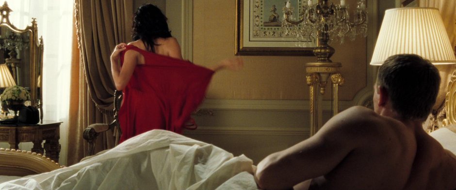 Michael Pitt and Eva Green