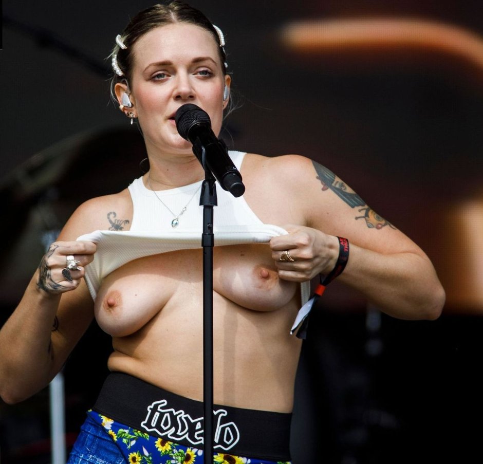 Beautiful full girls topless