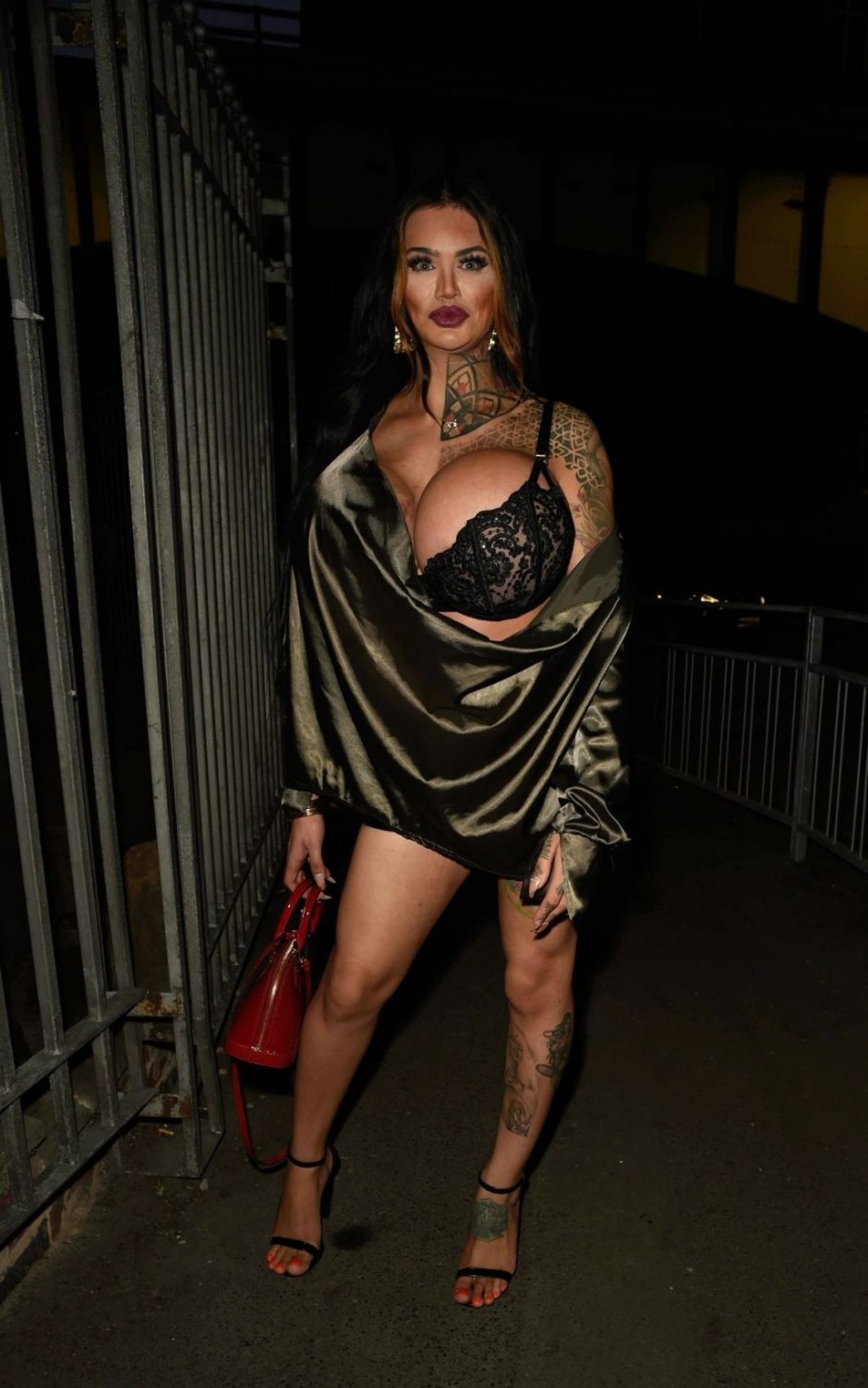 Nicky Valentina Rose (Nicki Valentina Rose)