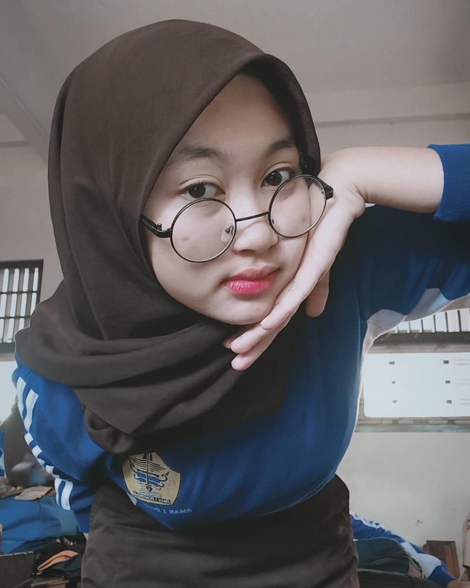 Video Viral Orange Hijab Full Buka Baju
