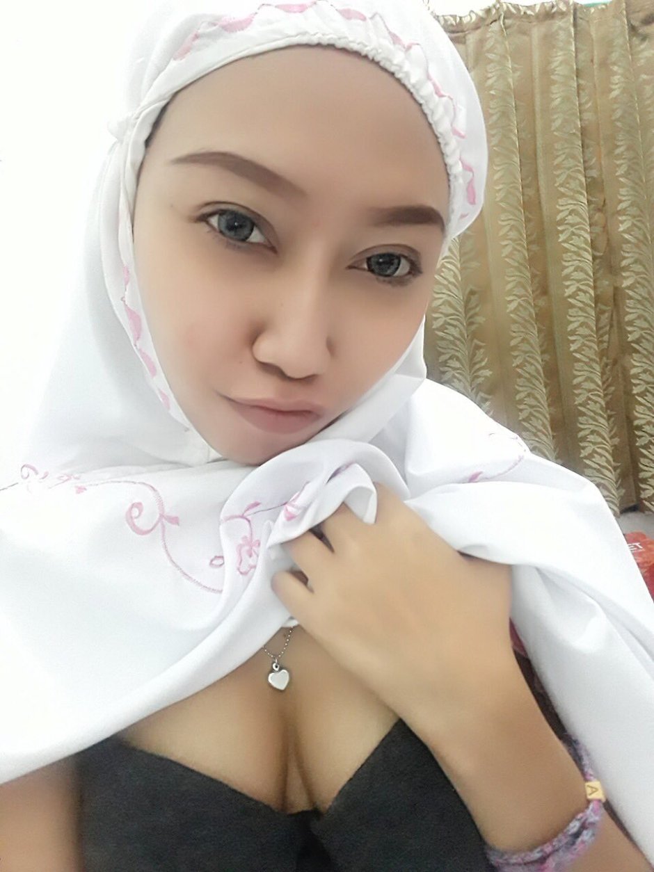 Uzbek Selfie hijab Sex