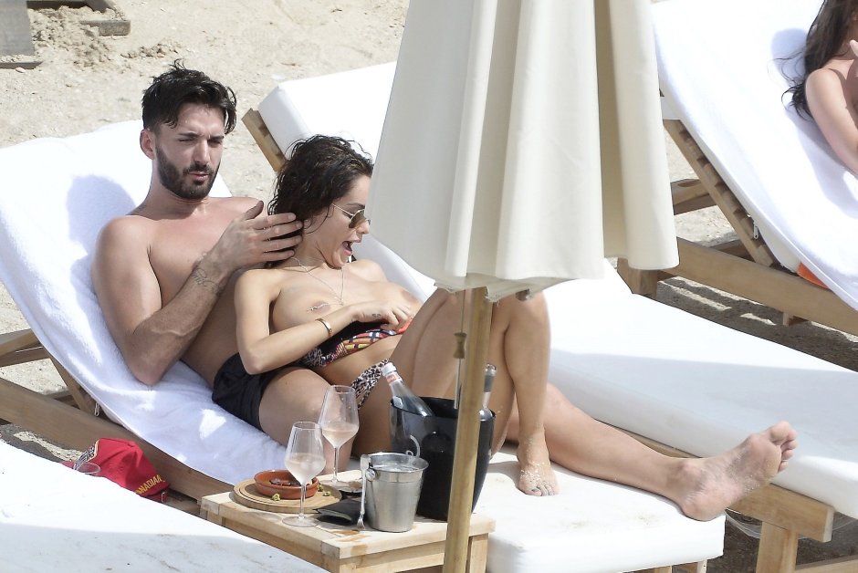 Nabilla Benattia Sexy