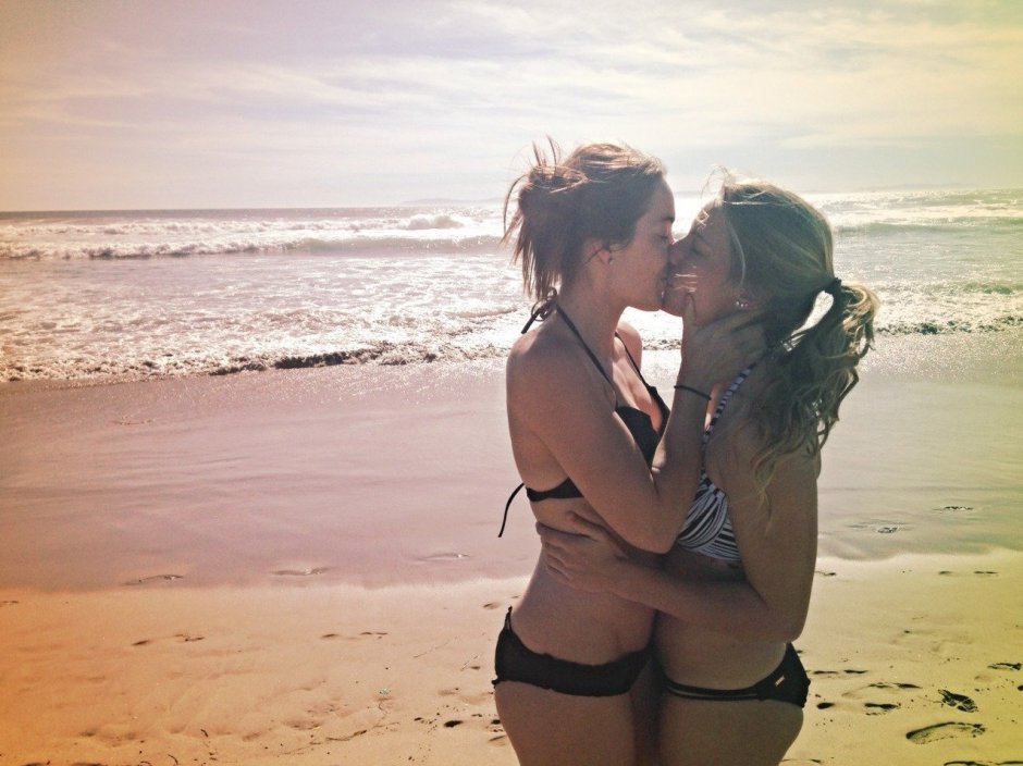 Kiss two girls