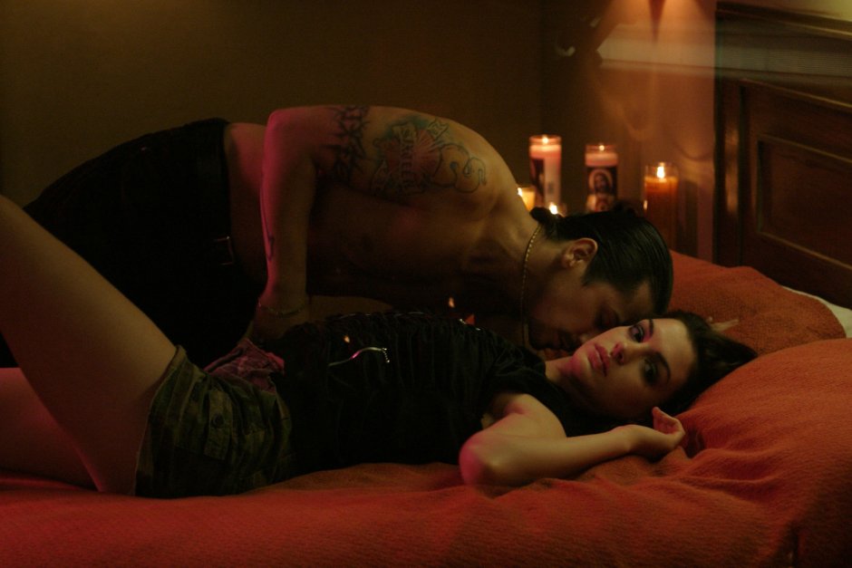 Anne Hathaway Havoc