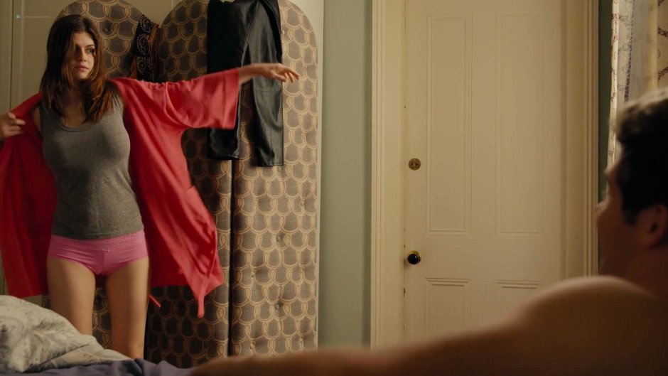 Alexandra Daddario in the real detective 18