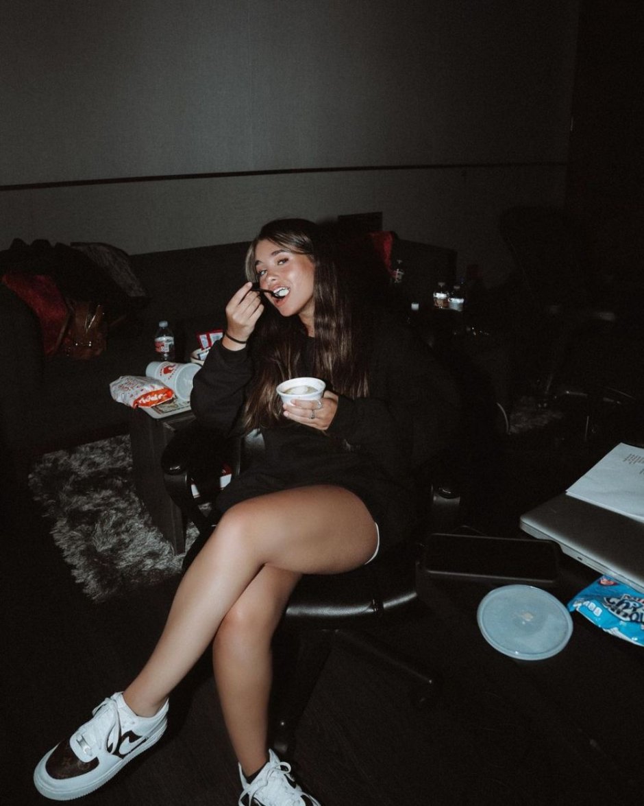 Nessa Barrett and Mads