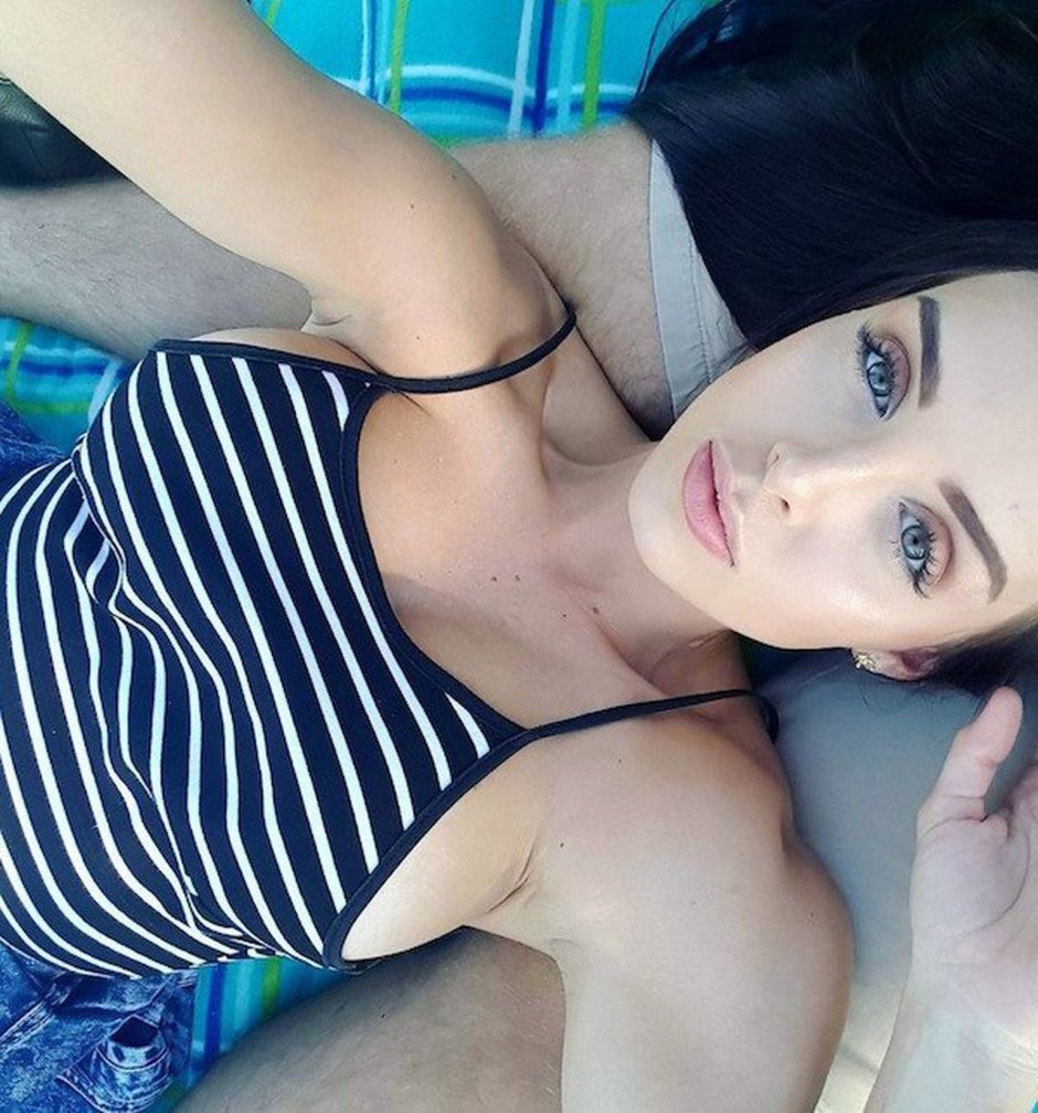 Alexandra Lillian Naked