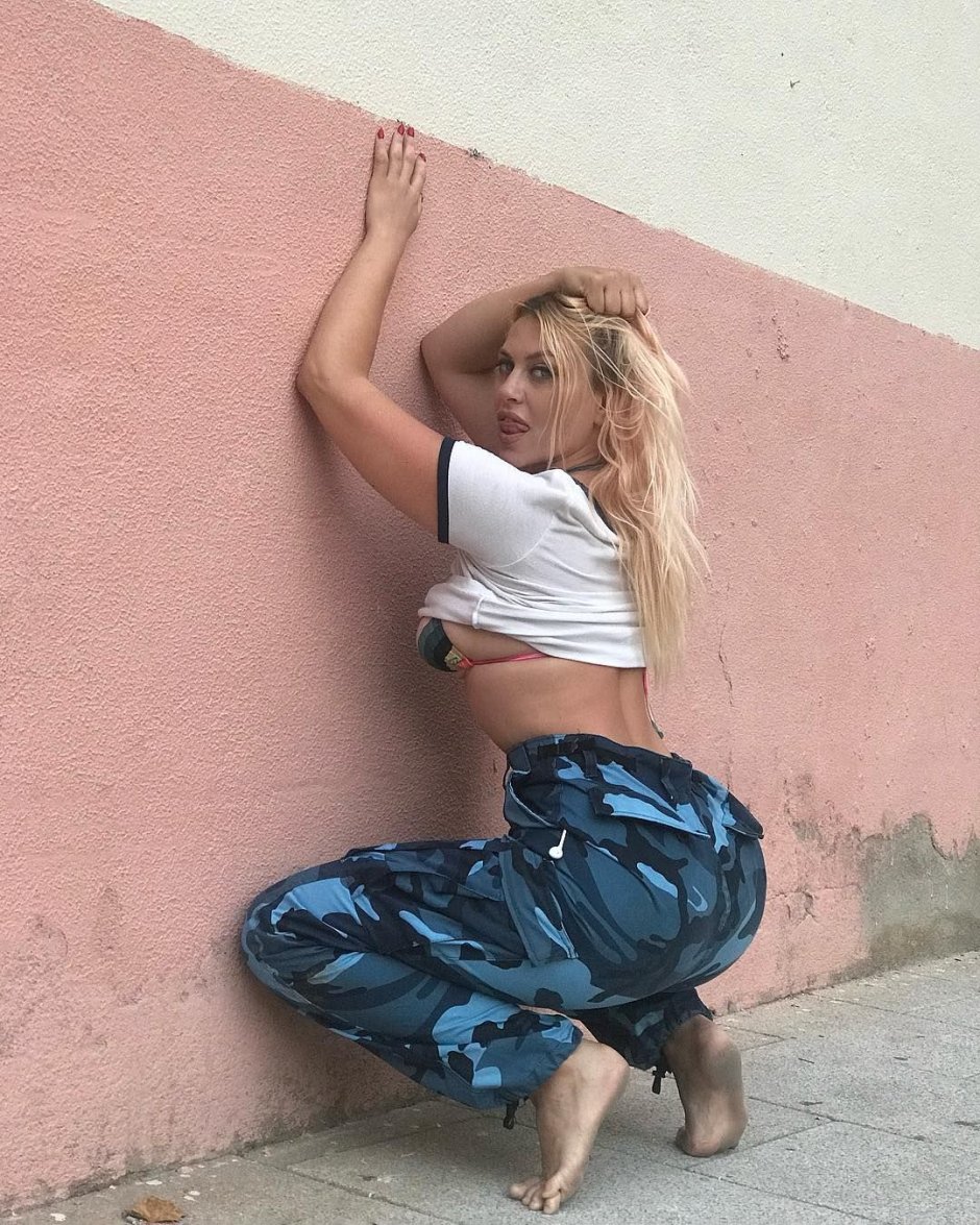 Daniela Blume Instagram Naked