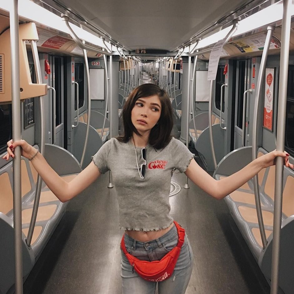 Girls Streamers in Moscow