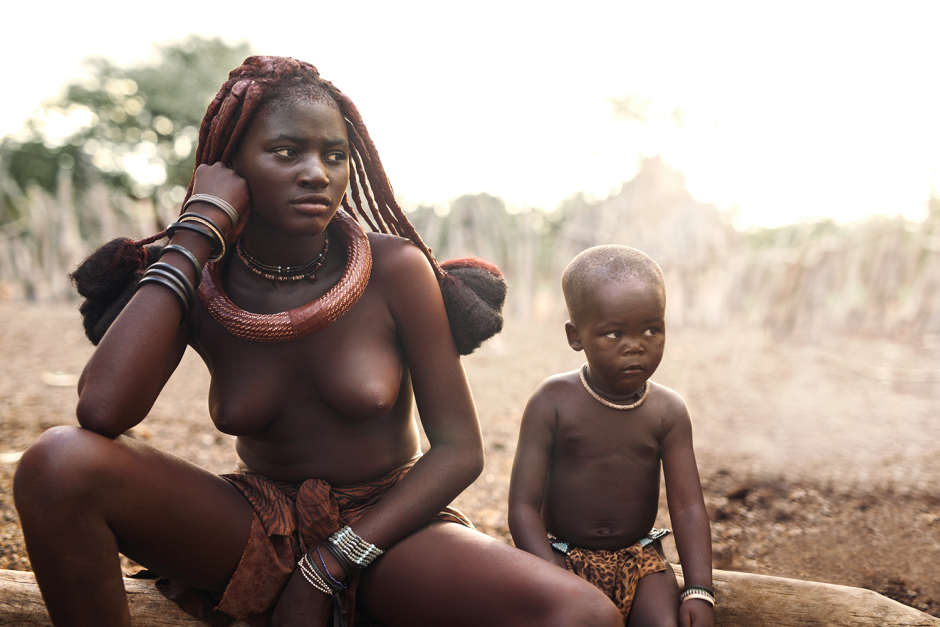 Beautiful naked African girls