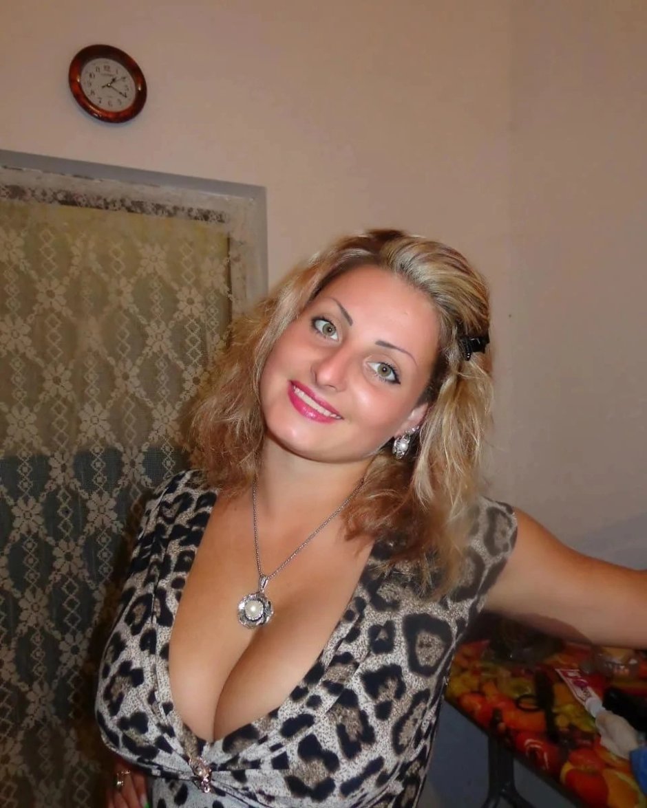 Rossian Milfs