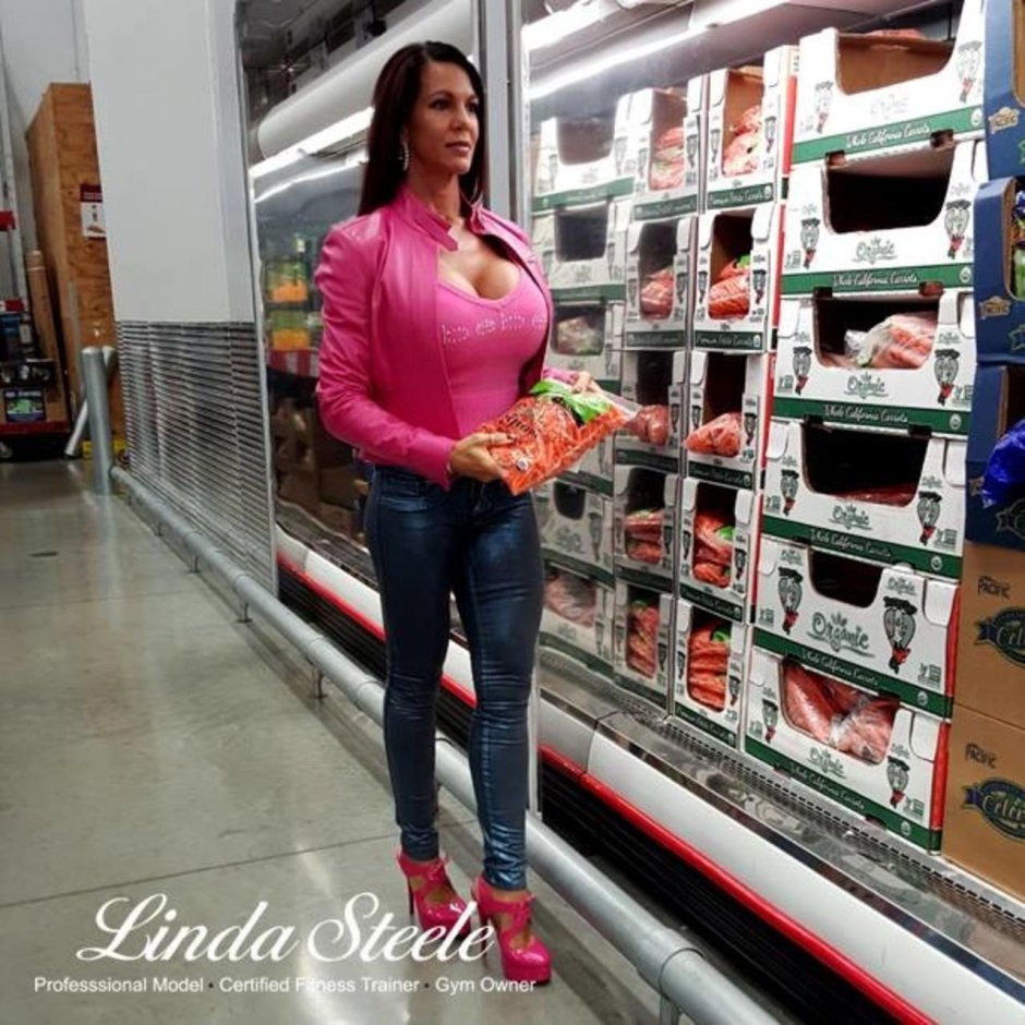 Linda Steele Erotic photos