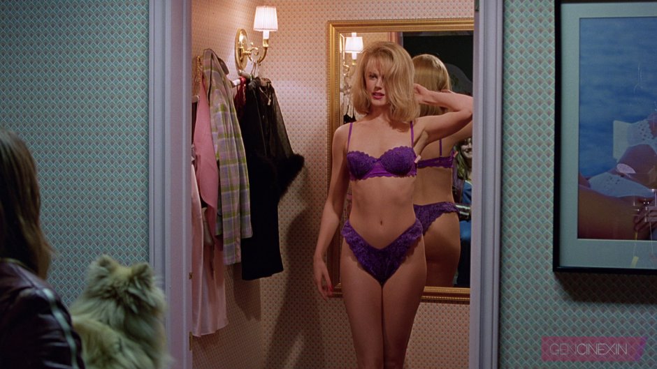 Nicole Kidman in linen