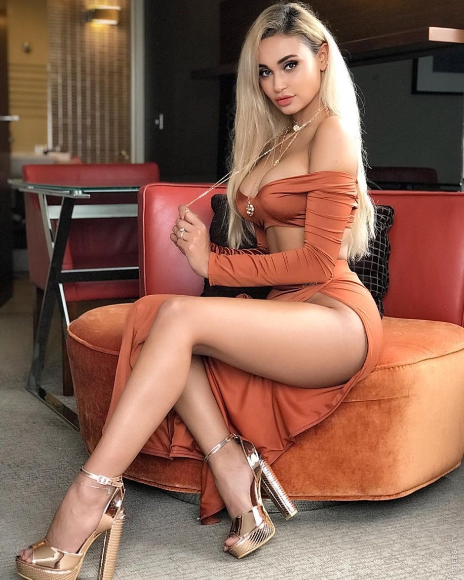 Marona Tanner legs