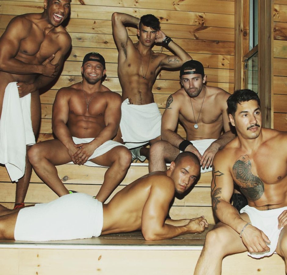 Koreans guys in the sauna naked