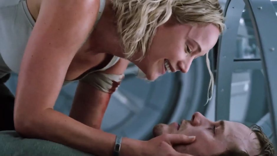 Passenger 2016 Jennifer Lawrence xxx