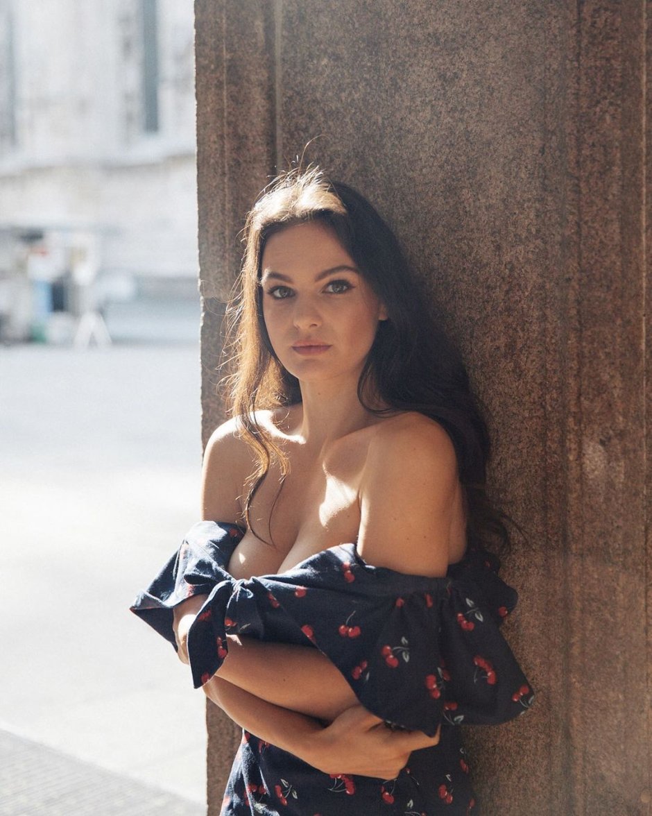 Seryogin Olesya is a host