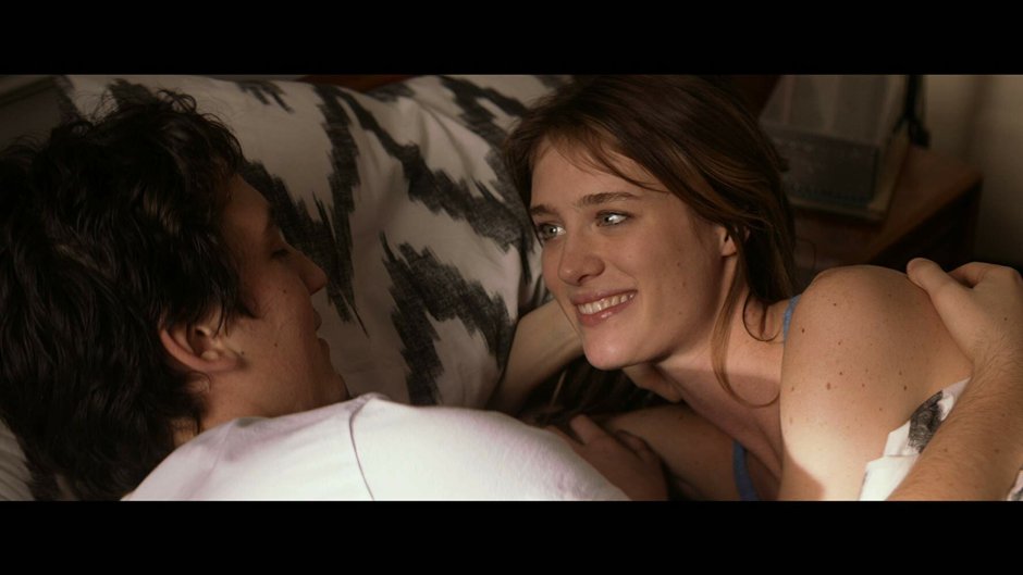 Kristen Stewart 2020 under water