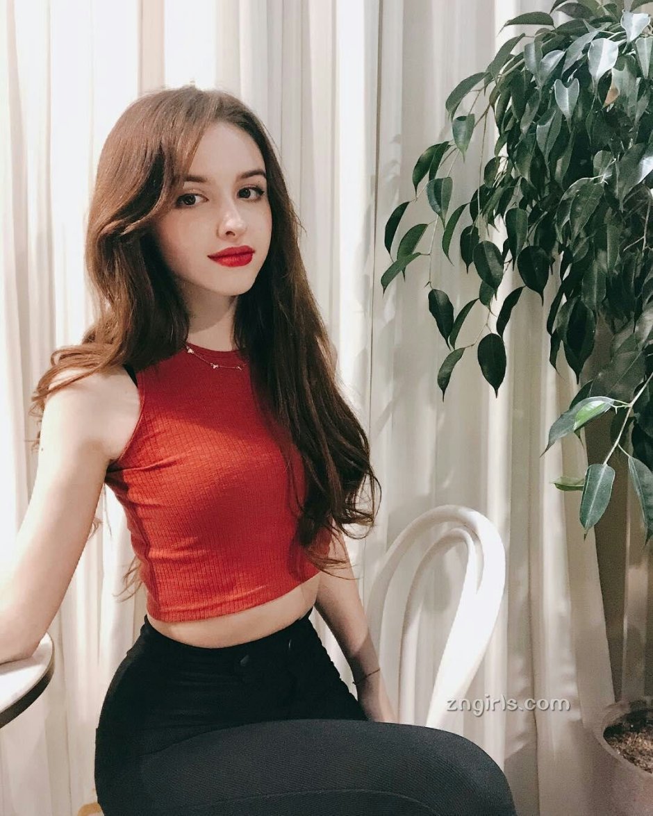 Elina Karimova 2020
