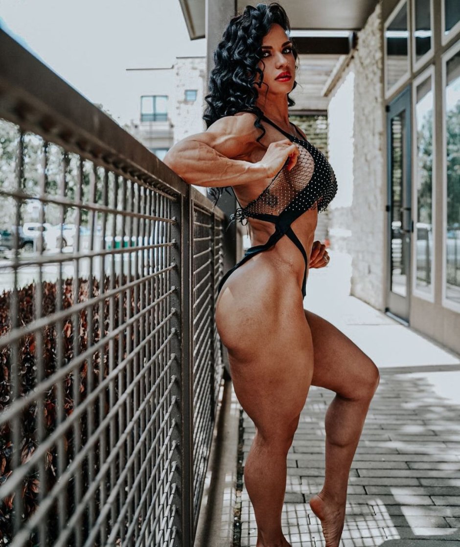 Renee Enos IFBB