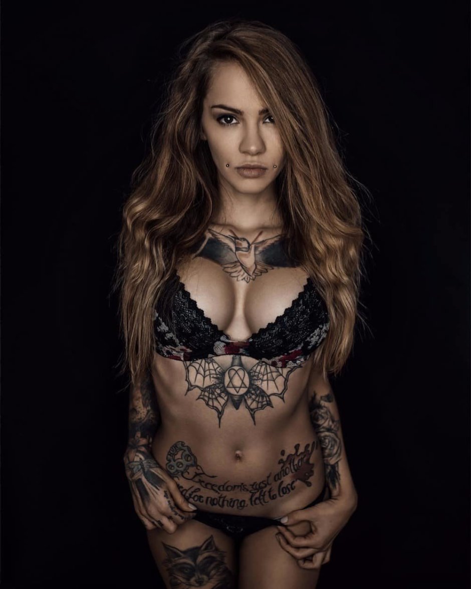 Jackie Janzer Model 2019