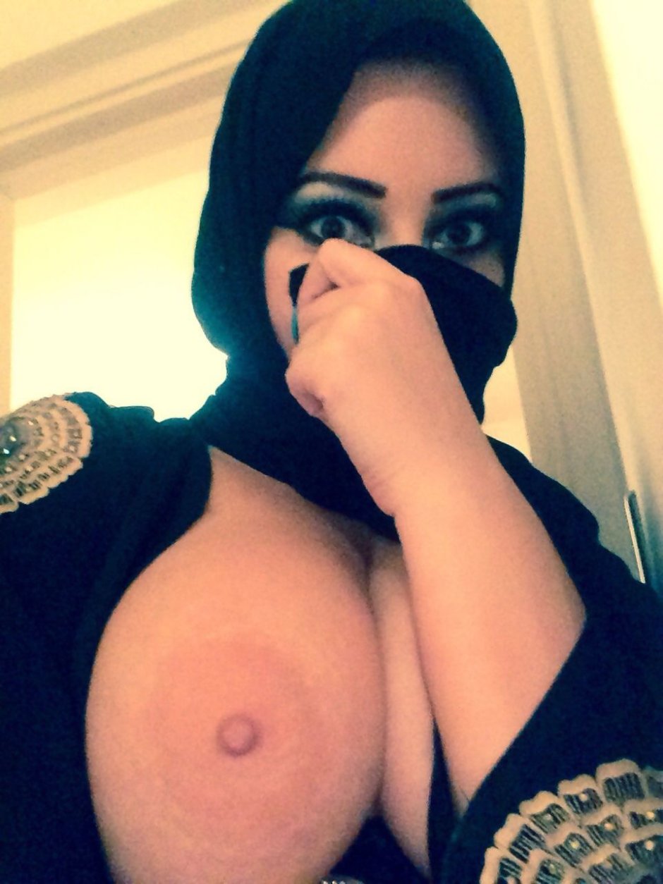 Arab with big tits