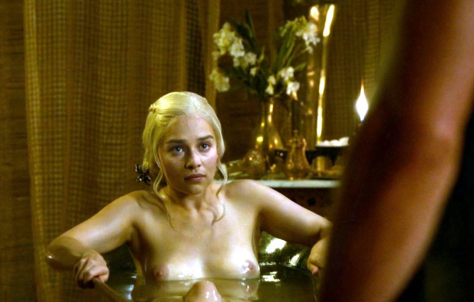 Emilia Clark Game of Thrones Naked