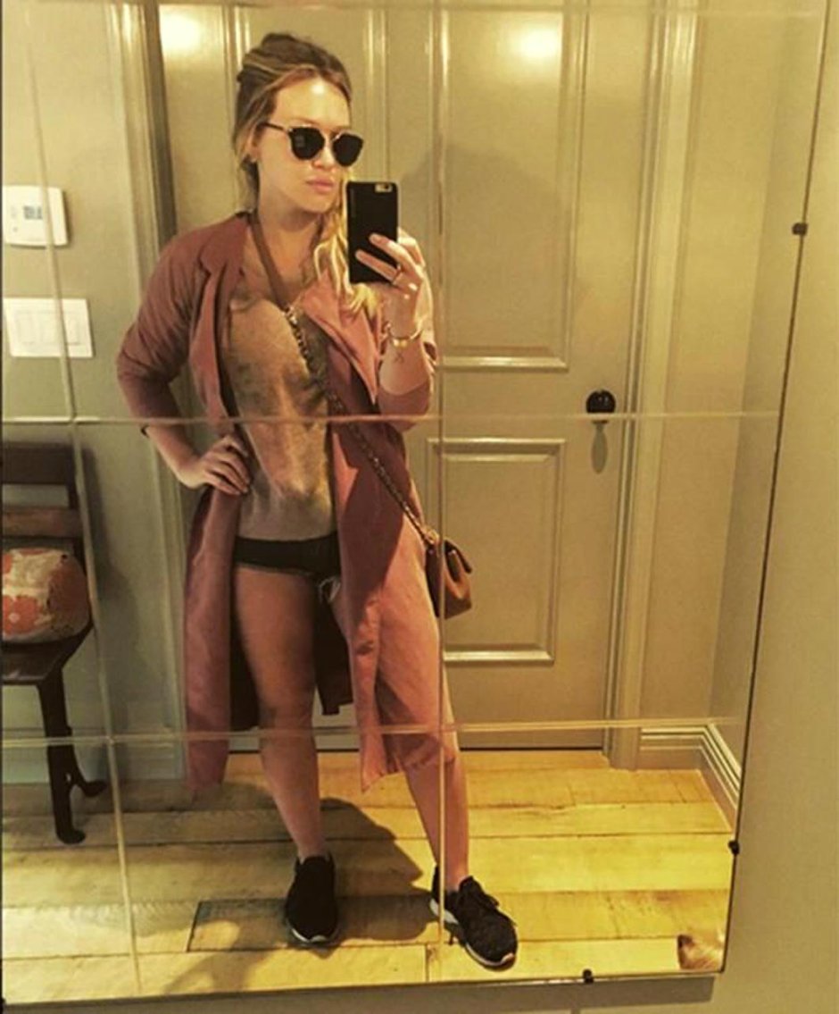 Hilary Duff Camel