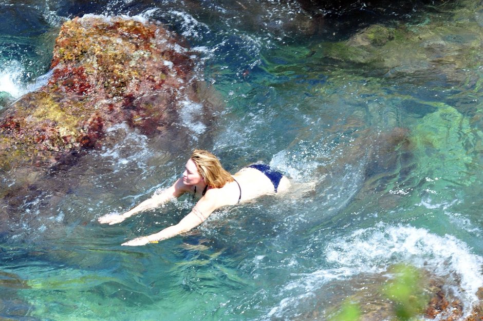 Hilary Duff Bikini