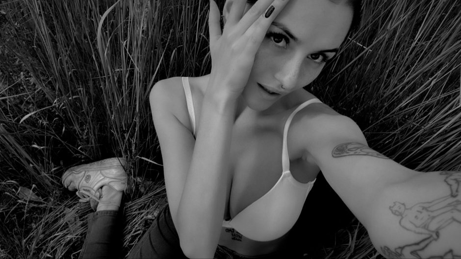 Rita Flores Naked Wallpaper