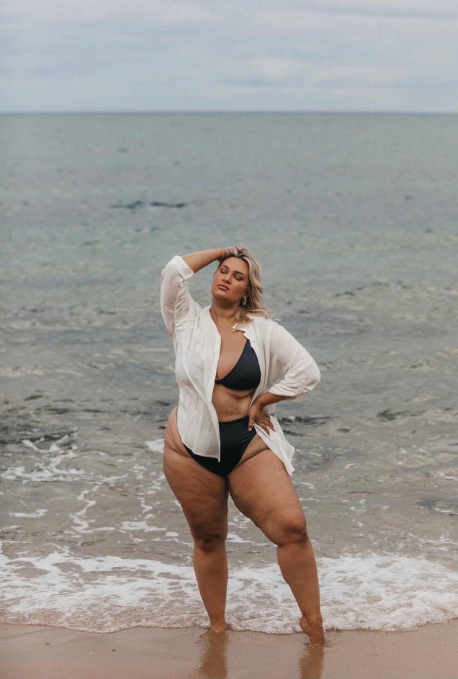 Mikaela Reidy Plus Size in a bikini