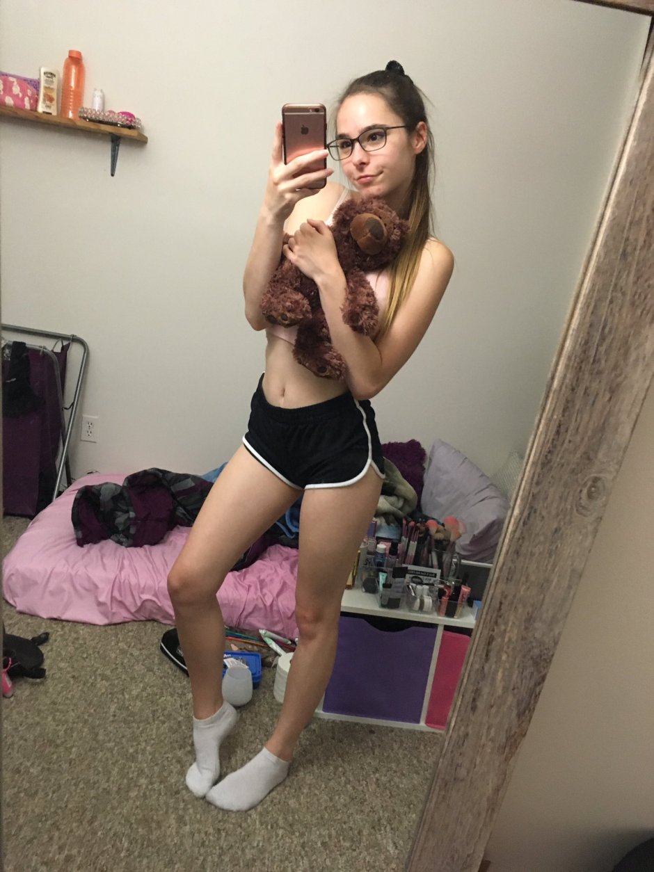 Young selfie drain