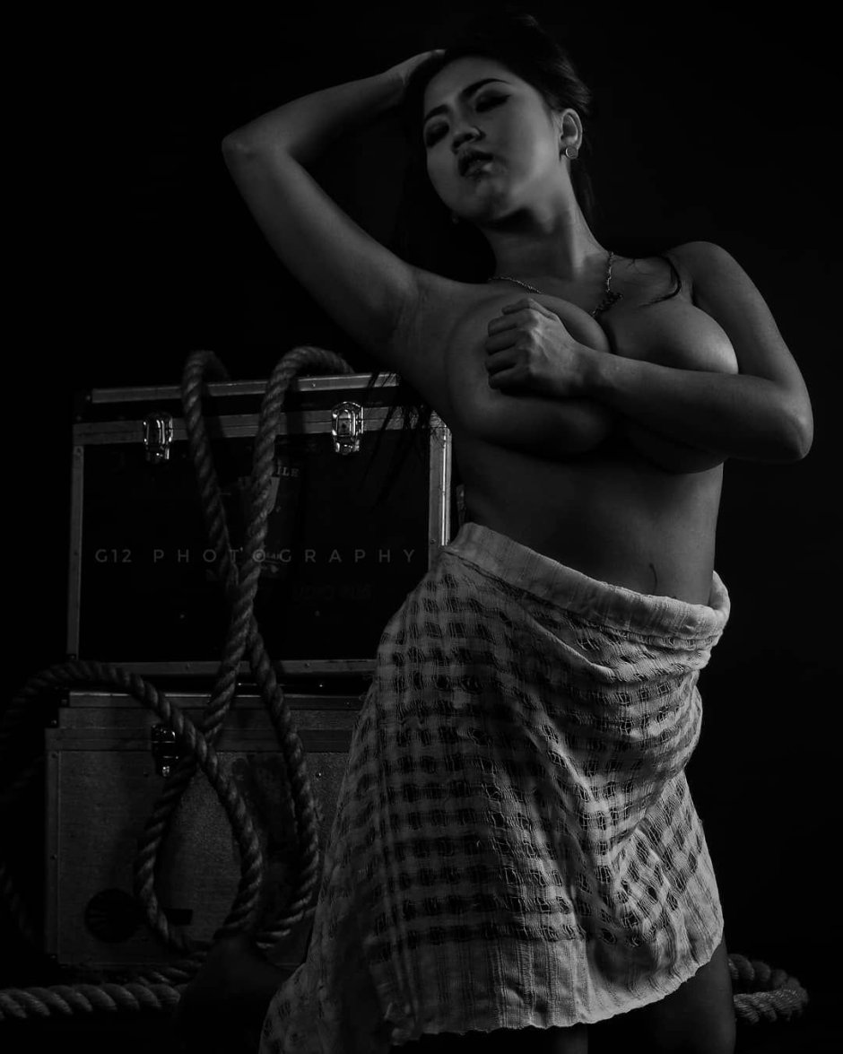 Rully Angellina Pinky Maria Siregar Naked
