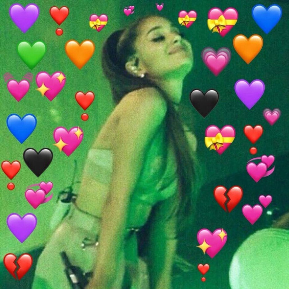 Ariana Grande Nicki Minaj Bed