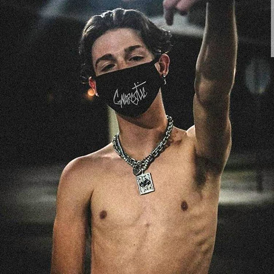 Peyton Moormer in a mask