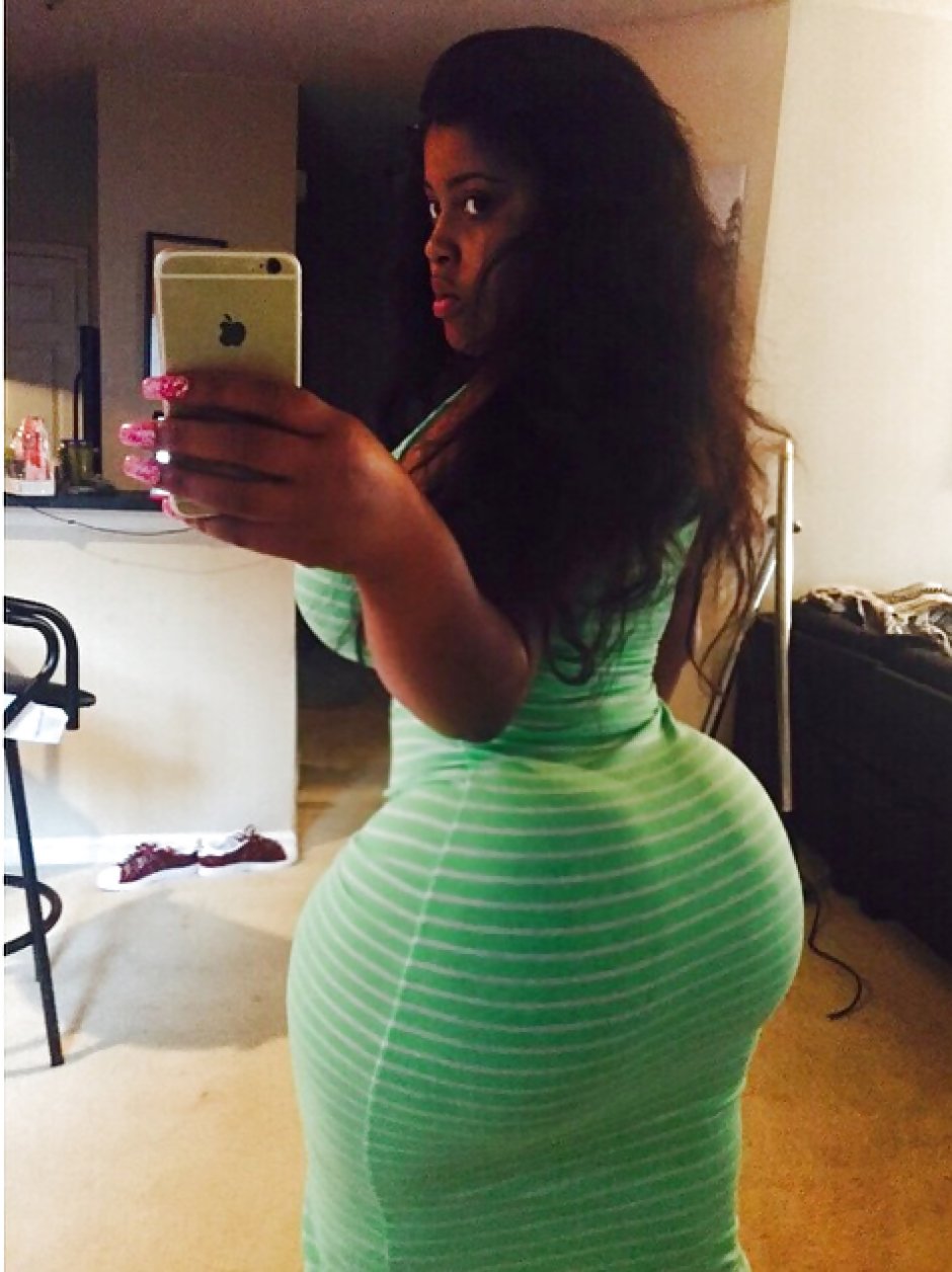 Huge buttry buttocks