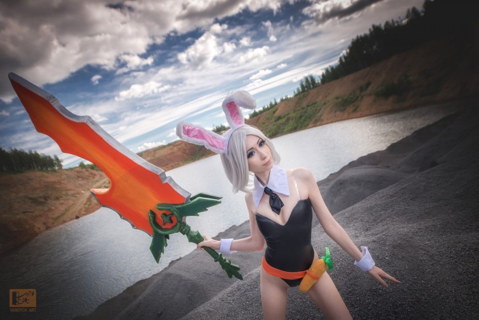 Battle Bunny Riven by Alina Latypova